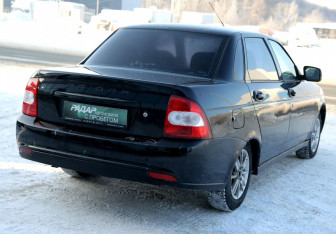 Подержанный автомобиль LADA (ВАЗ) Priora Sedan 2008 года (6 фото)