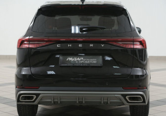 Подержанный автомобиль Chery Tiggo 8 Pro 2022 года (3 фото)