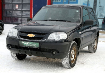 Подержанный автомобиль Chevrolet Niva 2017 года (3 фото)