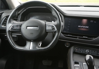 Подержанный автомобиль Haval F7x 2019 года (15 фото)