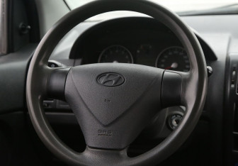 Подержанный автомобиль Hyundai Getz 2007 года (16 фото)