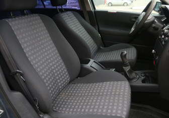 Подержанный автомобиль Renault Megane Sedan 2007 года (10 фото)