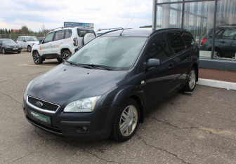 Подержанный автомобиль Ford Focus Wagon 2006 года (3 фото)