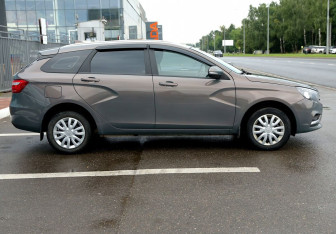 Подержанный автомобиль LADA (ВАЗ) Vesta Wagon 2021 года (7 фото)