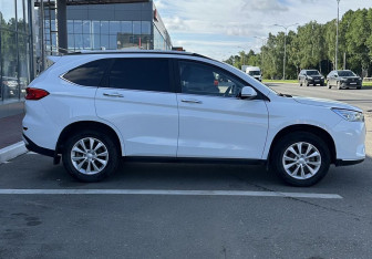 Подержанный автомобиль Haval M6 2023 года (3 фото)