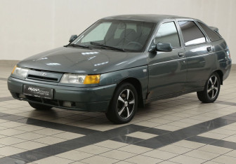 Подержанный автомобиль LADA (ВАЗ) 2112 2006 года (8 фото)