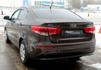 Подержанный автомобиль Kia Rio Sedan 2016 года (4 фото)