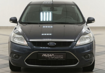 Подержанный автомобиль Ford Focus Hatchback 2008 года (6 фото)
