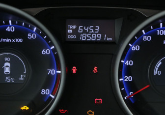 Подержанный автомобиль Hyundai ix35 2013 года (19 фото)