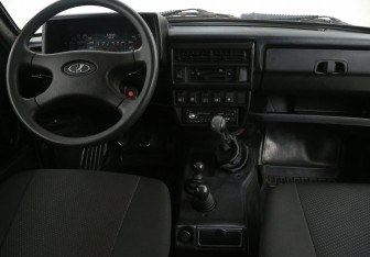 Подержанный автомобиль LADA (ВАЗ) 2121 (4x4) 2007 года (12 фото)