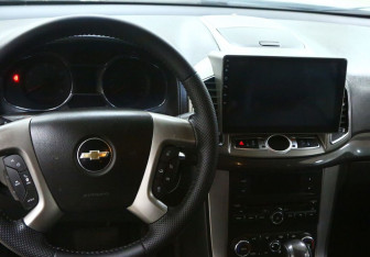 Подержанный автомобиль Chevrolet Captiva 2014 года (8 фото)