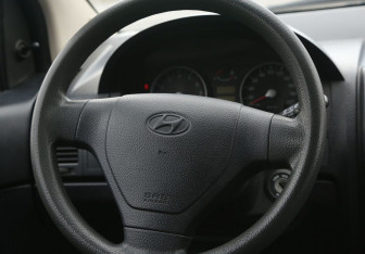 Подержанный автомобиль Hyundai Getz 2004 года (16 фото)