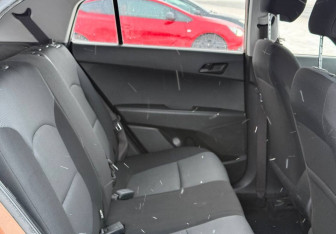 Подержанный автомобиль Hyundai Creta 2017 года (7 фото)