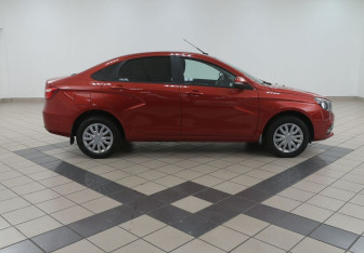 Подержанный автомобиль LADA (ВАЗ) Vesta Sedan 2022 года (5 фото)