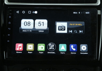 Подержанный автомобиль Volkswagen Polo Sedan 2013 года (15 фото)