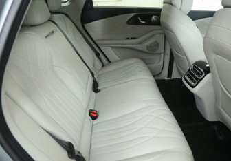 Подержанный автомобиль Exeed RX 2023 года (15 фото)