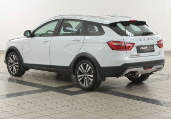 Подержанный автомобиль LADA (ВАЗ) Vesta Wagon 2020 года (2 фото)