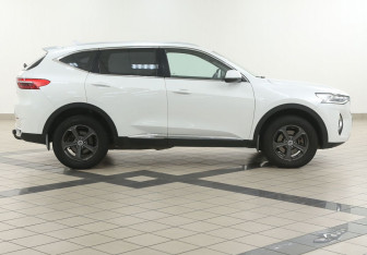 Подержанный автомобиль Haval F7 2020 года (5 фото)