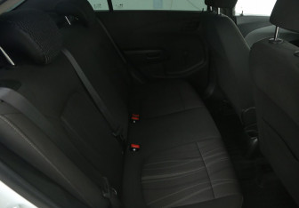 Подержанный автомобиль Chevrolet Aveo Sedan 2014 года (11 фото)