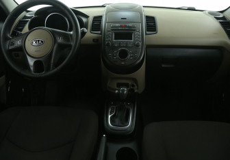 Подержанный автомобиль Kia Soul 2011 года (12 фото)
