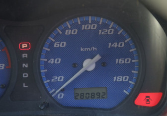 Подержанный автомобиль Honda HR-V 1999 года (18 фото)