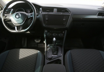 Подержанный автомобиль Volkswagen Tiguan 2019 года (12 фото)