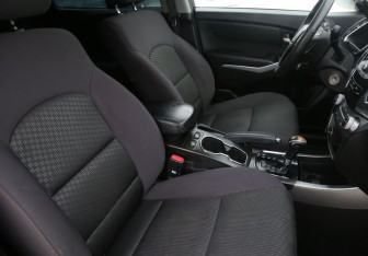 Подержанный автомобиль SsangYong Actyon 2013 года (10 фото)