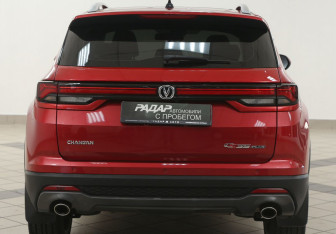 Подержанный автомобиль Changan CS35PLUS 2024 года (3 фото)