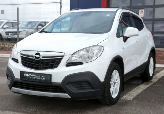 Подержанный автомобиль Opel Mokka 2014 года (3 фото)