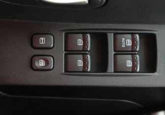 Подержанный автомобиль SsangYong Actyon 2012 года (17 фото)