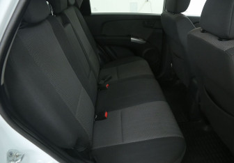 Подержанный автомобиль Kia Sportage 2010 года (11 фото)