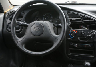 Подержанный автомобиль ЗАЗ Chance Sedan 2011 года (14 фото)