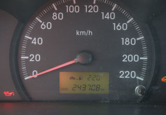 Подержанный автомобиль Kia Cerato Sedan 2006 года (18 фото)