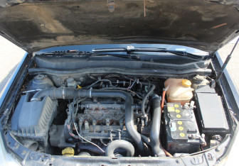 Подержанный автомобиль Opel Astra Wagon 2007 года (15 фото)