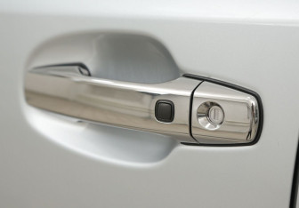 Подержанный автомобиль Toyota Land Cruiser Suv 2013 года (36 фото)