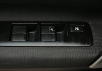 Подержанный автомобиль Nissan Qashqai+2 2011 года (17 фото)