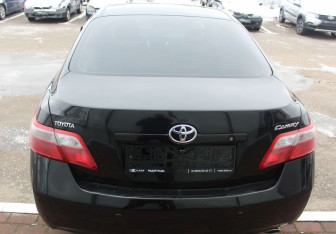Подержанный автомобиль Toyota Camry Sedan 2008 года (6 фото)