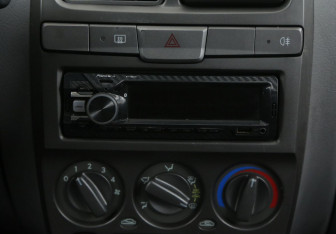 Подержанный автомобиль Hyundai Accent Sedan 2008 года (13 фото)