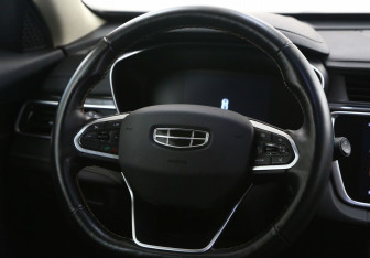 Подержанный автомобиль Geely Atlas Pro 2024 года (13 фото)