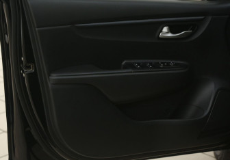 Подержанный автомобиль Kia Rio Hatchback 2020 года (21 фото)