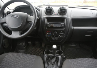 Подержанный автомобиль LADA (ВАЗ) Granta Sedan 2012 года (12 фото)