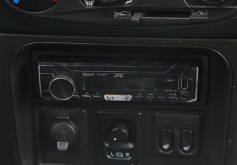 Подержанный автомобиль Chevrolet Niva 2016 года (13 фото)