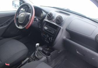 Подержанный автомобиль LADA (ВАЗ) Granta Sedan 2013 года (12 фото)