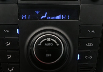 Подержанный автомобиль Hyundai i40 Sedan 2016 года (17 фото)