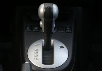 Подержанный автомобиль Nissan X-Trail 2013 года (15 фото)