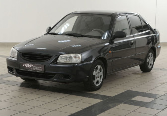 Подержанный автомобиль Hyundai Accent Sedan 2008 года (8 фото)