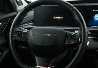 Подержанный автомобиль Exeed LX 2023 года (16 фото)