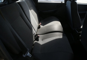 Подержанный автомобиль Chevrolet Niva 2010 года (11 фото)