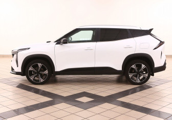 Подержанный автомобиль Geely Atlas 2023 года (4 фото)