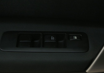 Подержанный автомобиль Nissan Qashqai 2012 года (18 фото)